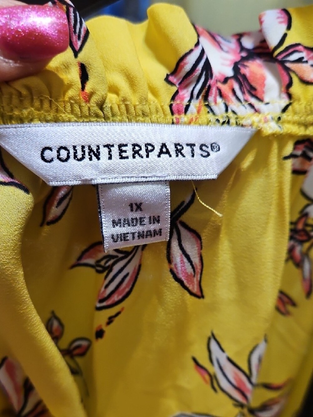 Counterparts Yellow Floral Off-Shoulder Blouse - Picture 6 of 7